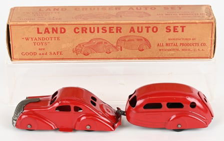 WYANDOTTE LAND CRUISE AUTO SET w/ BOX