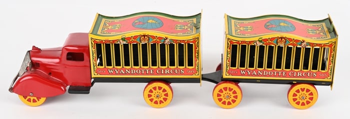 WYANDOTTE CIRCUS TRUCK & TRAILER