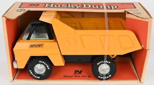 NYLINT HUSKY DUMP TRUCK MIB
