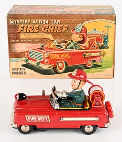 JAPAN BATTERY OP MYSTERY FIRE CHIEF CAR w/ BOX