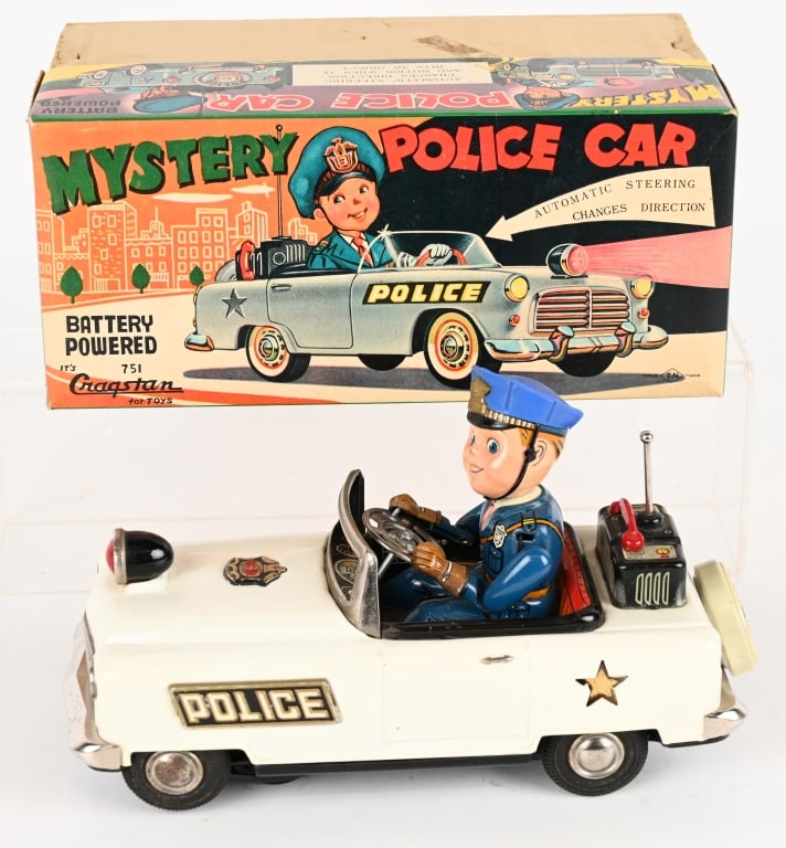 JAPAN BATTERY OP MYSTERY FIRE POLICE CAR w/ BOX (1 of 8)
