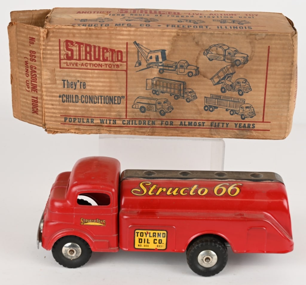 STRUCTO WINDUP GASOLINE TRUCK w/ BOX (1 of 8)