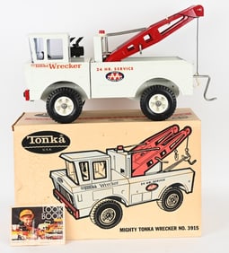 1972 TONKA MIGHTY WRECKER w/ BOX