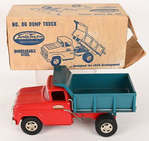 1961 TONKA DUMP TRUCK w/ BOX