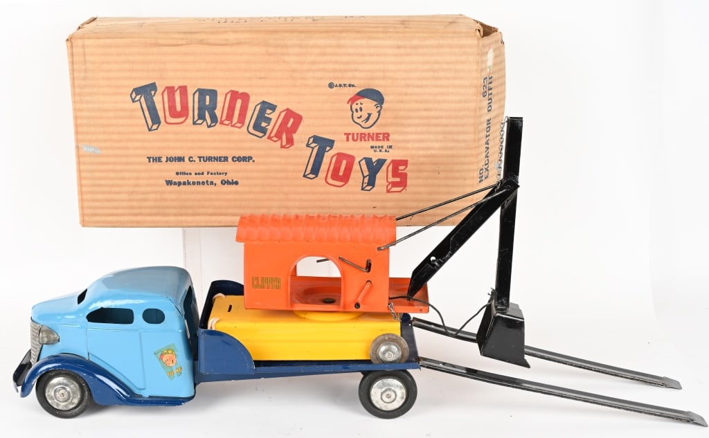 TURNER EXCAVATOR OUTFIT w/ BOX (1 of 10)