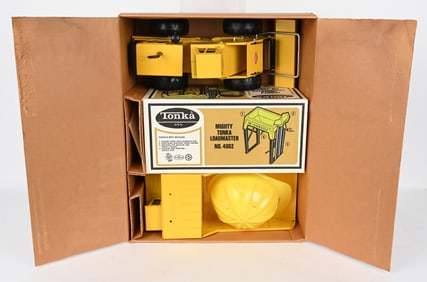 #4006 TONKA MIGHTY CONSTRUCTION SET MIB