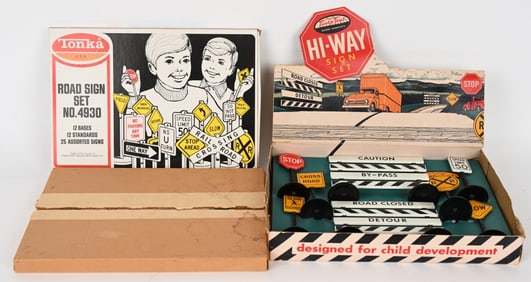 3- TONKA ROAD SIGN SETS w/ BOX