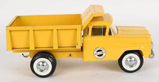 NYLINT DUMP TRUCK