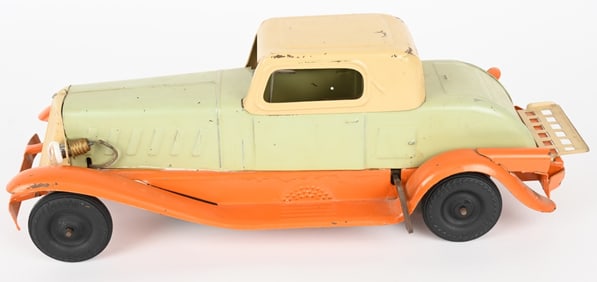 GIRARD WINDUP ELECTRIC LIGHT COUPE