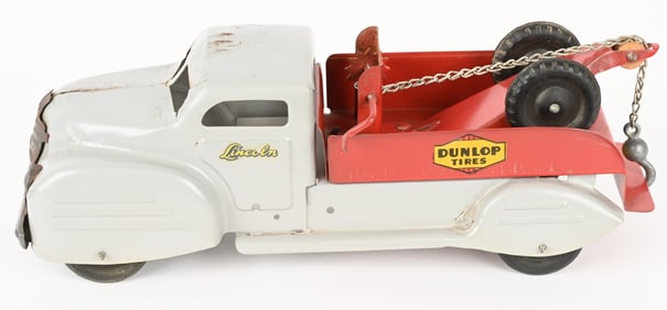 LINCOLN DUNLOP TIRE WRECKER