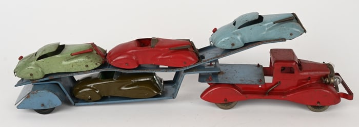 MARX CAR HAULER w/ ELECTRIC LIGHTS