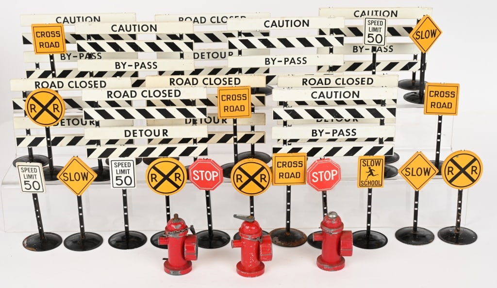HUGE LOT OF TONKA ROAD SIGNS & MORE (1 of 5)