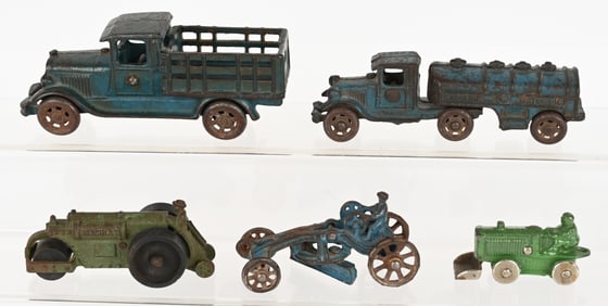 5- ANTIQUE CAST IRON TOYS