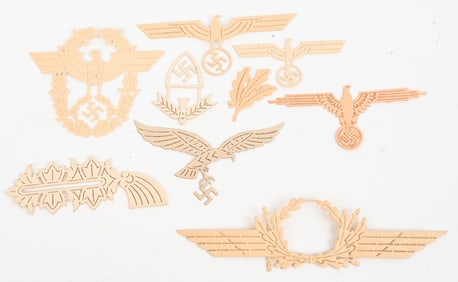 WWII NAZI GERMAN PAPER INSIGNIA GUIDES SS ARMY WW2