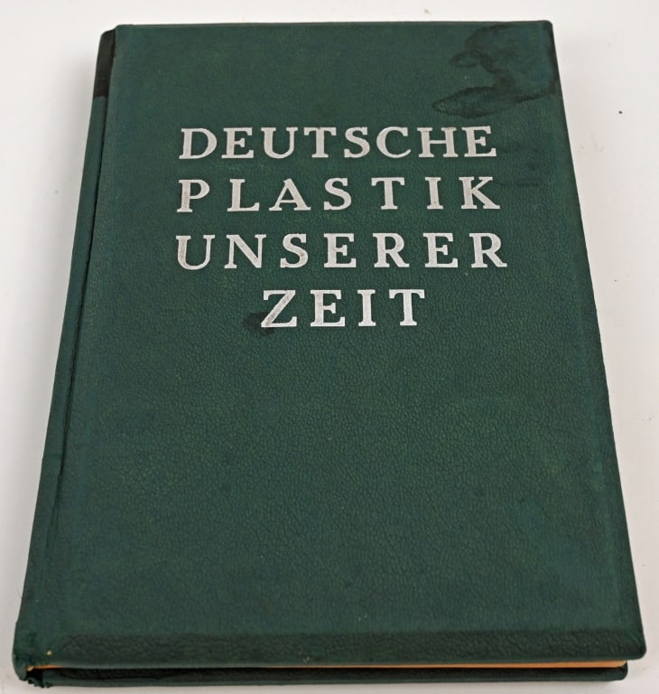 WWII NAZI DEUTSCHE PLASTIK UNSERER ZEIT 3D BOOK (1 of 10)