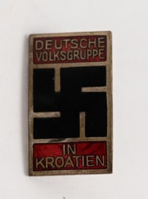 WWII NAZI DEUTSCHE VOLKSGRUPPE IN KROATIEN BADGE