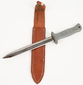 WWII US ANDERSON FIGHTING KNIFE W SCABBARD WW2