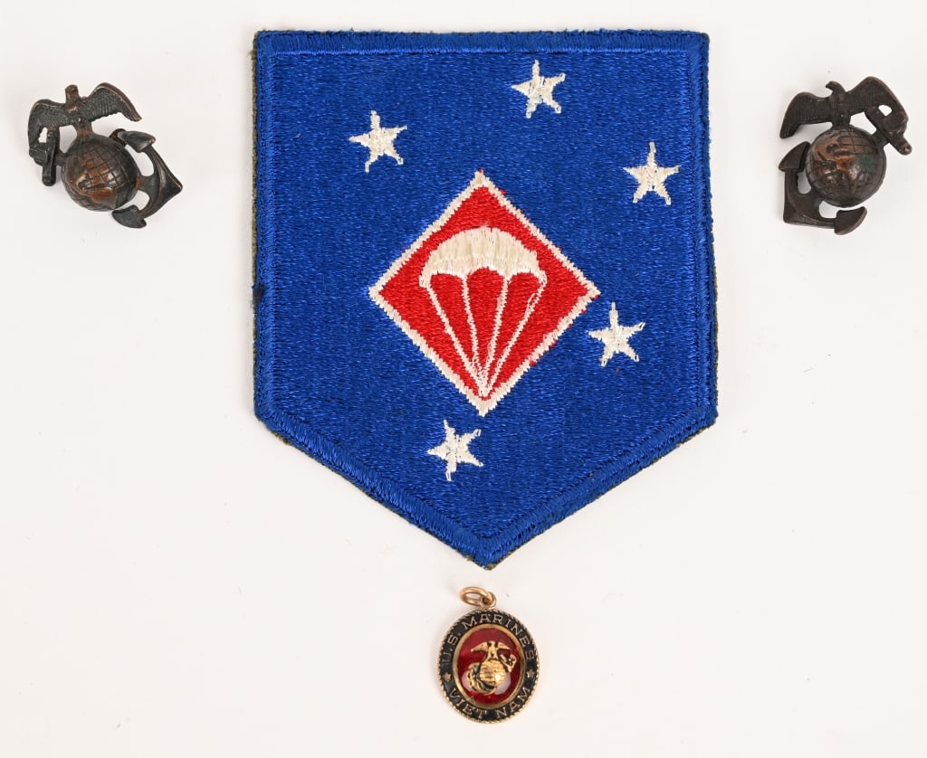 CHINA MARINE EGA / WWII PARA MARINE INSIGNIA LOT: Lot of Marine Corps insignia to include 1) Droop Tail China Marine Enlisted set of collar devices for service tunic. 2) WWII ParaMarine Shoulder Sleeve Patch 3) United States Marines Vietnam Pennant. 