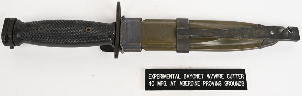 EXPERIMENTAL WIRE CUTTER M7 BAYONET 40 MADE RARE: This type of experimental bayonet fighting knife began life as an M7 bayonet for use with the U.S. M16 rifle. This trial bayonet with Wire Cutters was produced by Conetta and reportedly was one of 40