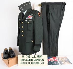 US ARMY SPECIAL FORCES GENERAL NAMED UNIFORM