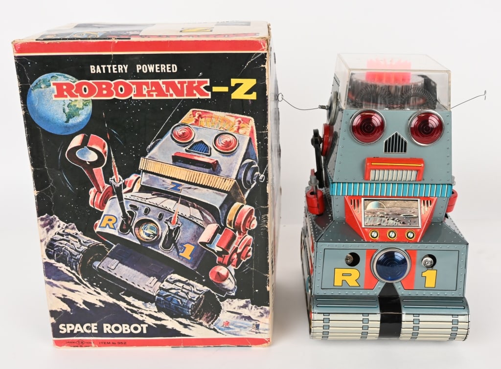 NOMURA BATTERY OP ROBOTANK-Z w/ BOX: Japan Battery operated Robotank-Z. All original and complete. Very nice condition. Worked when tested. With nice Box. 10 1/2" Excellent