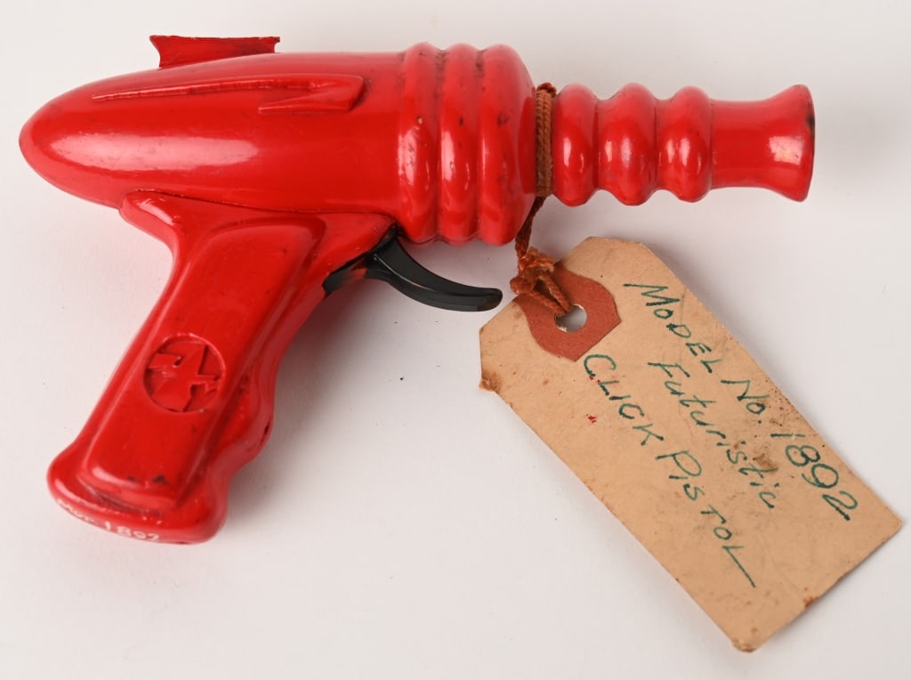 MARX PROTOTYPE FUTURISTIC SPACE PISTOL (1 of 4)