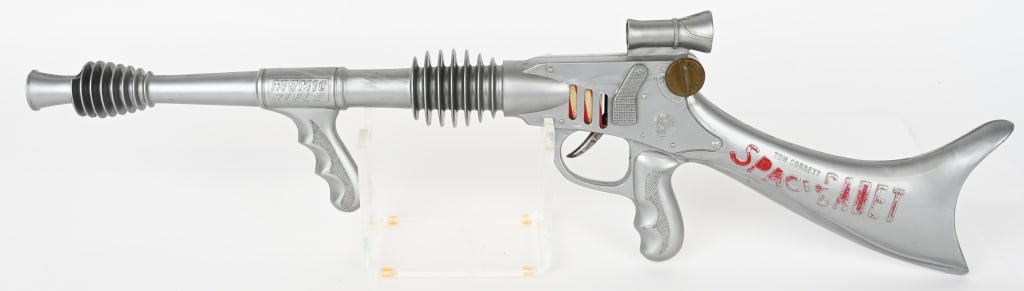 MARX TOM CORBETT SPACE CADET RIFLE: Excellent Marx Space Gun. All original and complete. No breaks. 24" Excellent