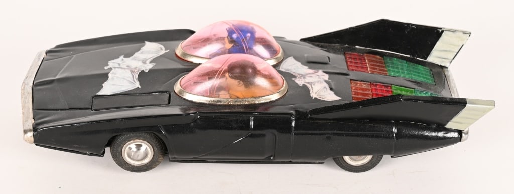 ALPS BATTERY OP BLACK KNIGHT BATMOBILE: Alps battery operated Black Night Car. has been restored and worked when tested. Has Bat,man and Robin in Car. 11 1/2" Excellent