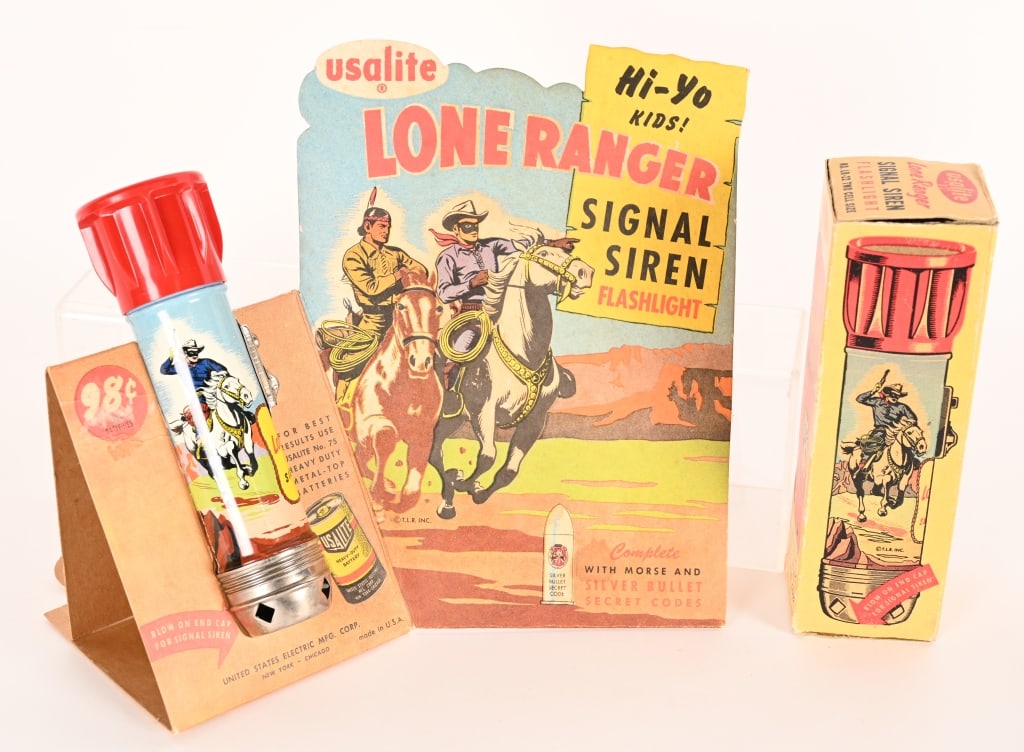 USALITE LONE RANGER SIGNAL SIREN: USALITE Lone Ranger Signal Siren Flashlight. New Old Stock in Box. Comes with Advertising Display card. 9" Excellent