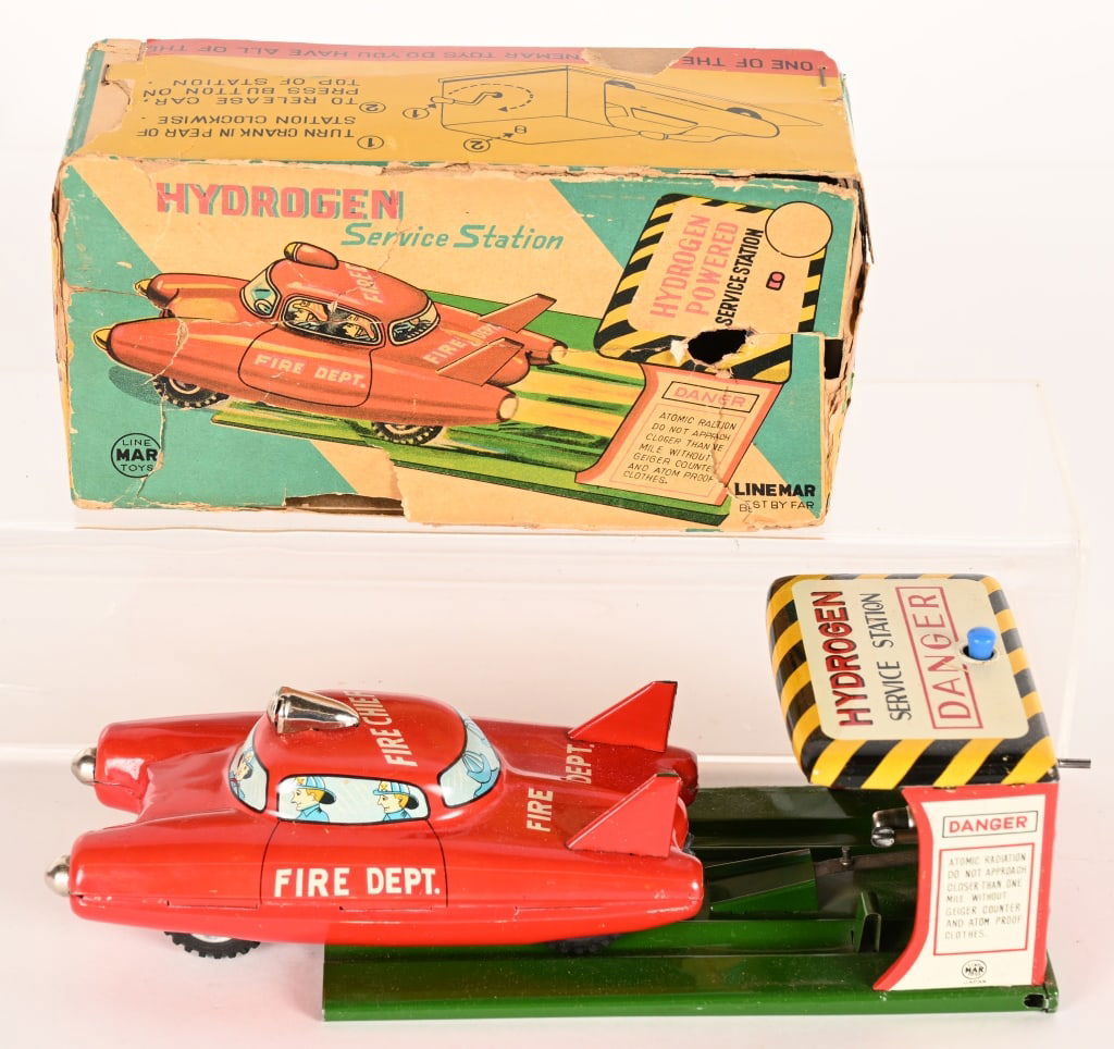 LINEMAR FRICTION HYDROGEN POWERED FUTURISTIC CAR: Linemar tin friction Hydrogen Powered Futuristic car and Service Station. All original and in great condition. Friction works. Comes with partial Box. 8" Excellent