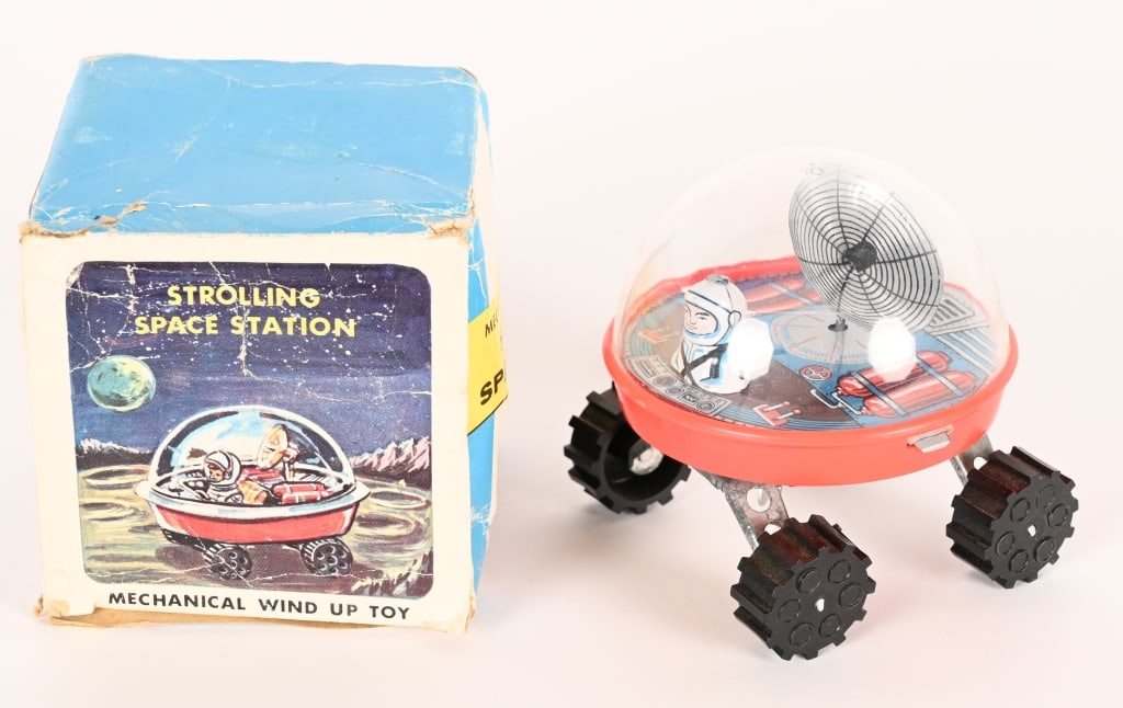 YONE WINDUP STROLLING SPACE STATION w/ BOX: All original and looks never played with condition. Works. Boxed 4" Excellent