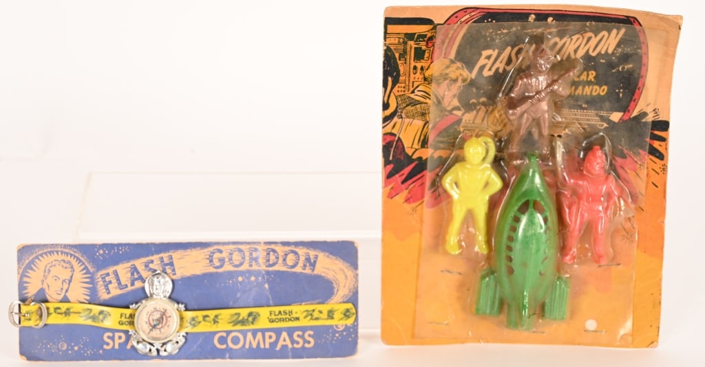 FLASH GORDON ACTION FIGURES & SPACE COMPASS: Flash Gordon Solar Command Action Figures on card and Flash Gordon Space Compass on Card. Excellent