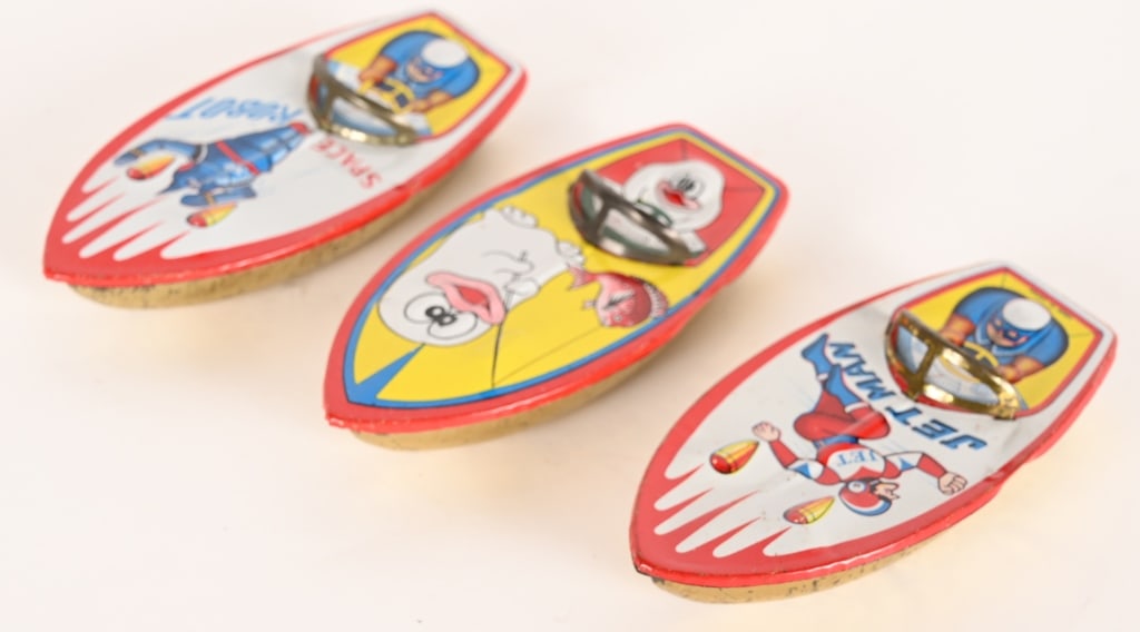 3- JAPAN TIN SUPERHERO BOATS: Includes Tetsujin, Q-Taro, and Jet Man tin Boats. All in great shape with cool graphics. 4" Excellent