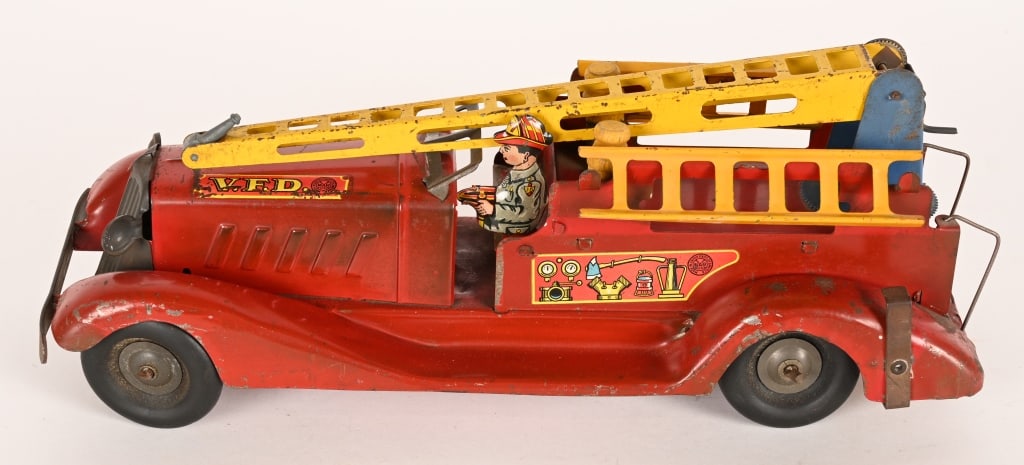 MARX WINDUP VFD FIRE TOWER (1 of 5)