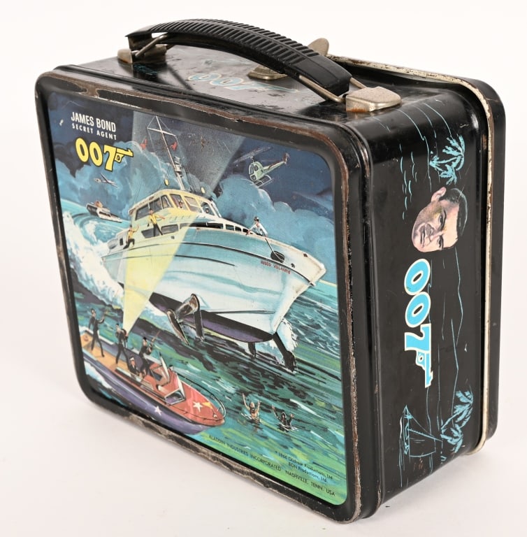 1966 JAMES BOND LUNCH BOX - 4