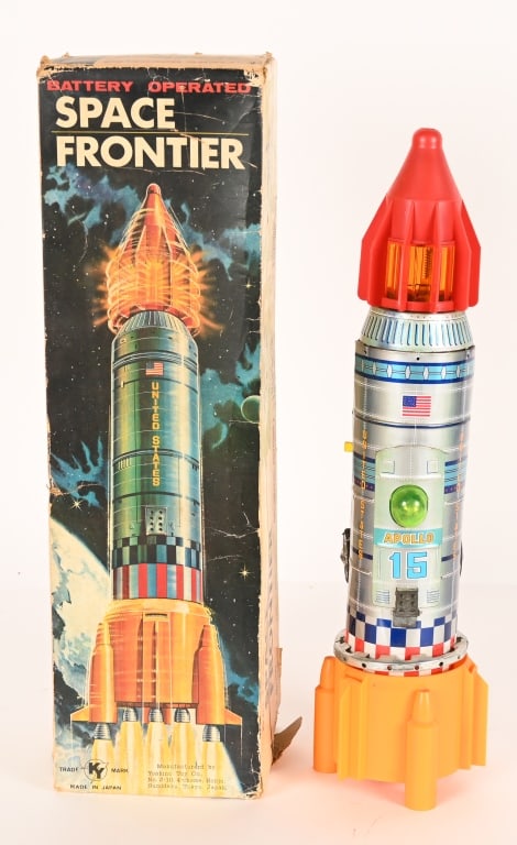 JAPAN BATTERY OP SPACE FRONTIER w/ BOX: Japan battery operated Space Frontier. All original and works. Boxed 19" Excellent