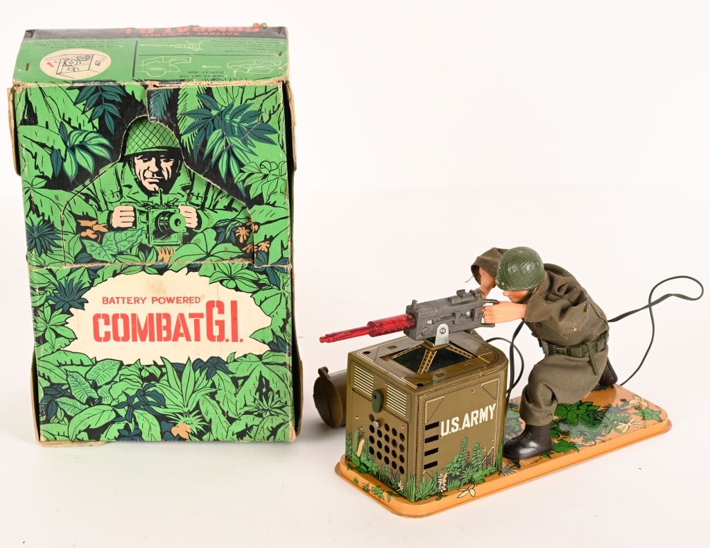 JAPAN BATTERY OP COMBAT GI w/ BOX: Japan battery operated Combat Gi Joe. All original and worked when tested. Boxed 11" Excellent