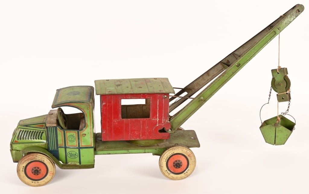 CHEIN HERCULES MACK STEAM SHOVEL TRUCK: Chein Hercules Mack Steam Shovel Truck. All original condition. Has some wear. Should clean to higher grade. 28" Very Good