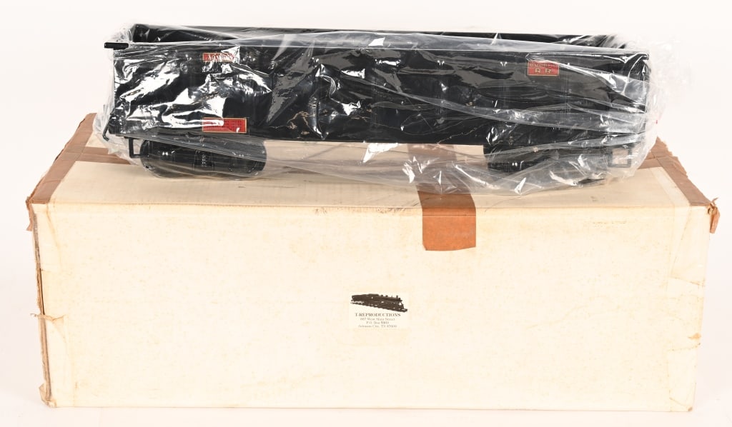 BUDDY L OUTDOOR RAILROAD GONDOLA CAR MIB: T-Reproductions Buddy L Outdoor Railroad Gondola Car. Boxed 25" Excellent