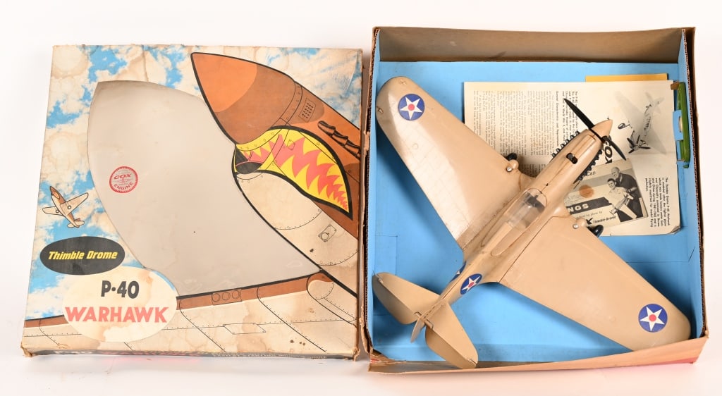 THIMBLE DROME GAS POWERED WAR HAWK AIRPLANE (1 of 4)