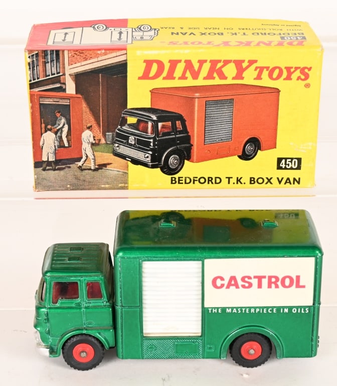 DINKY BEDFORD TK CASTROL BOX VAN (1 of 6)
