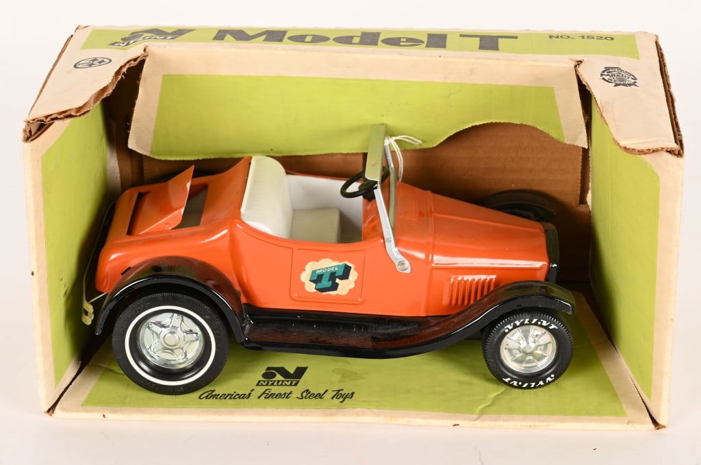 NYLINT #1520 MODEL T MIB (1 of 4)