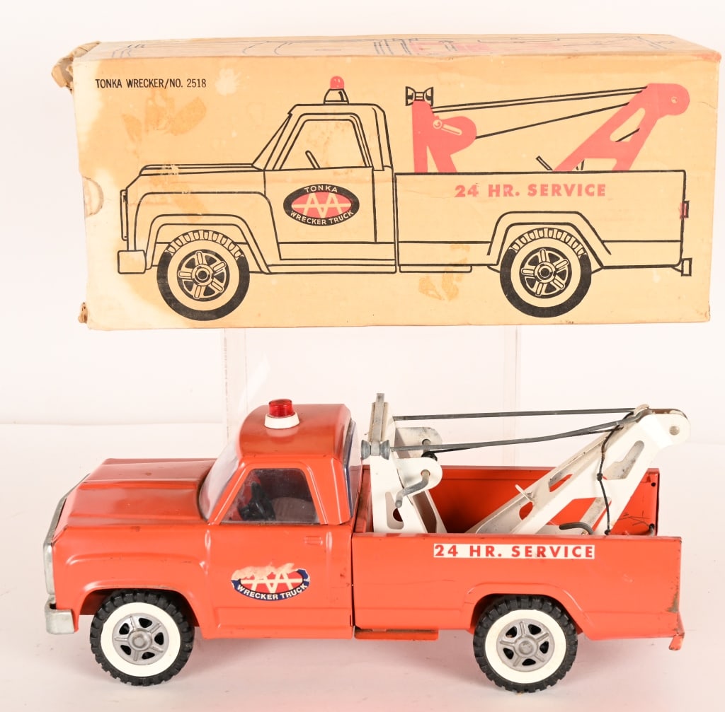 TONKA #2518 WRECKER w/ BOX (1 of 7)