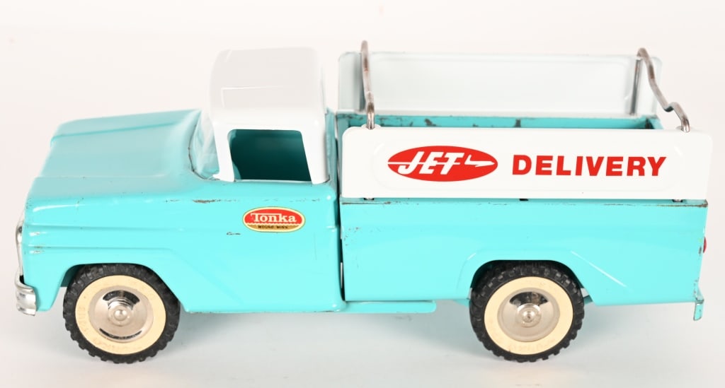TONKA JET DELIVERY TRUCK (1 of 5)