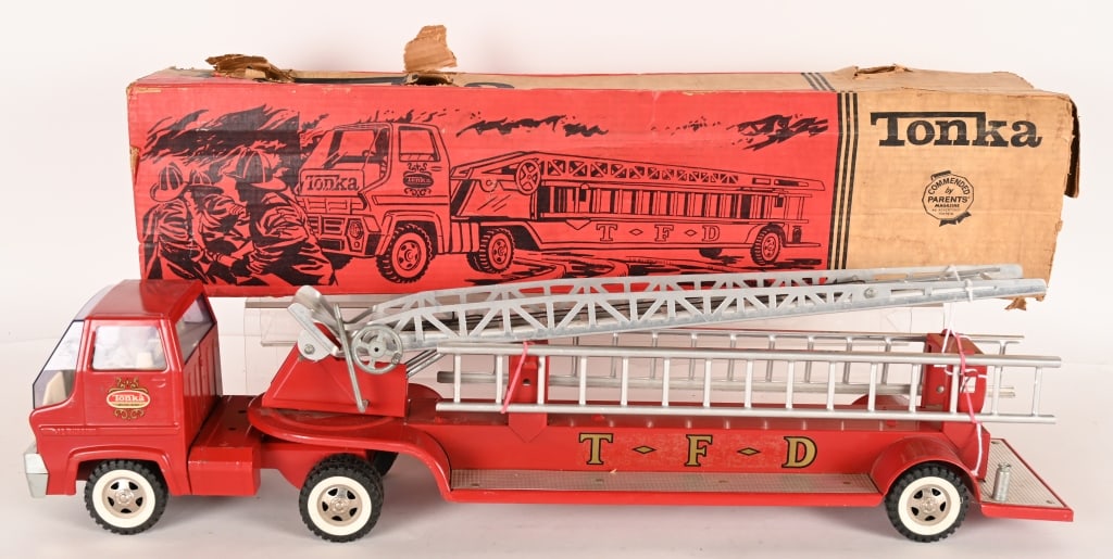TONKA #998 AERIAL LADDER TRUCK w/ BOX (1 of 6)