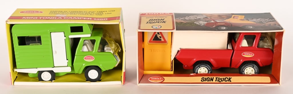 TONKA SIGN TRUCK & CAMPER w/ BOX: Tonka #1250 Mini Camper and #1088 Sign Truck. Both never played with in Box. 11 1/2" Excellent
