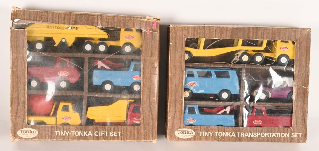 TONKA MINI TRANSPORTATION & GIFT SETS: Tonka Mini #810 Transportation Set and #820 Gift Set. Both never played with in Box. 10 1/2" Excellent