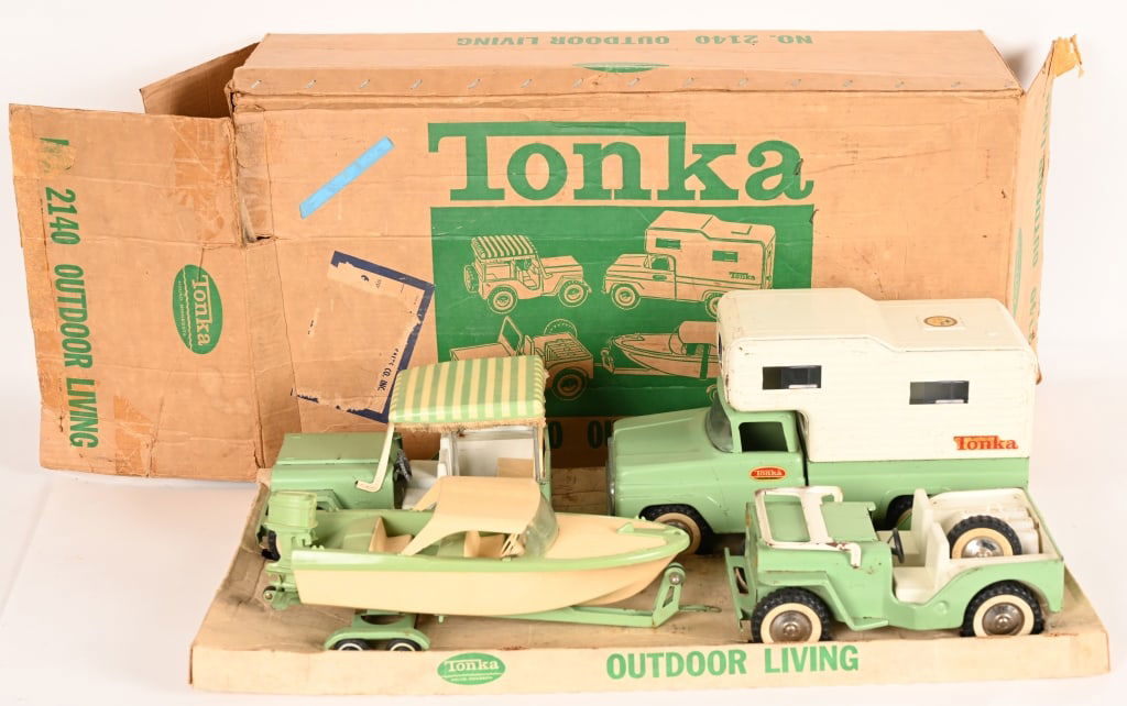 1963 TONKA #2140 OUTDOOR LIVING SET w/ BOX (1 of 8)