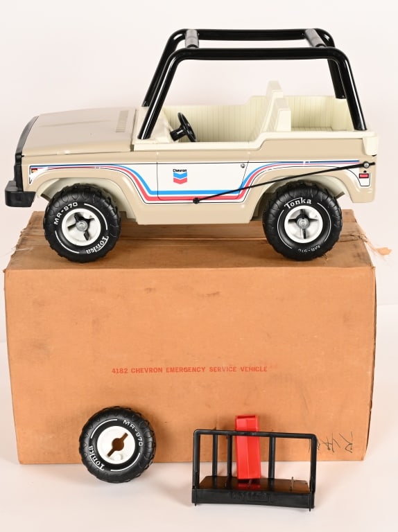TONKA #4182 CHEVRON EMERGENCY SERVICE VEHICLE: #4182 Tonka Chevron Emergency Vehicle. New Old Stock condition. Boxed 17" Near Mint