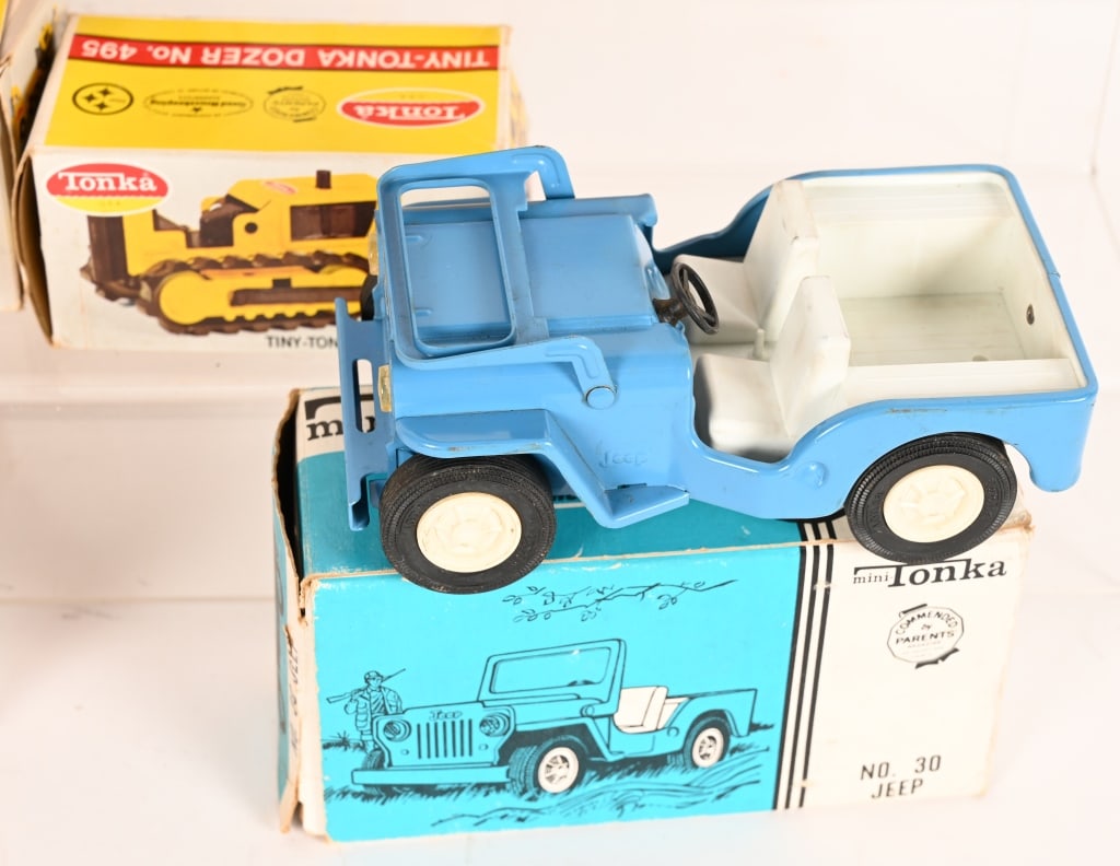 9- VINTAGE TONKA TINY TRUCKS w/ BOXES - 4